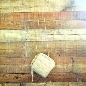 NWOT Jules Kae Quilted Skyla Bag